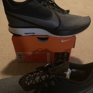 Nike Zoom Strike 2 Shield